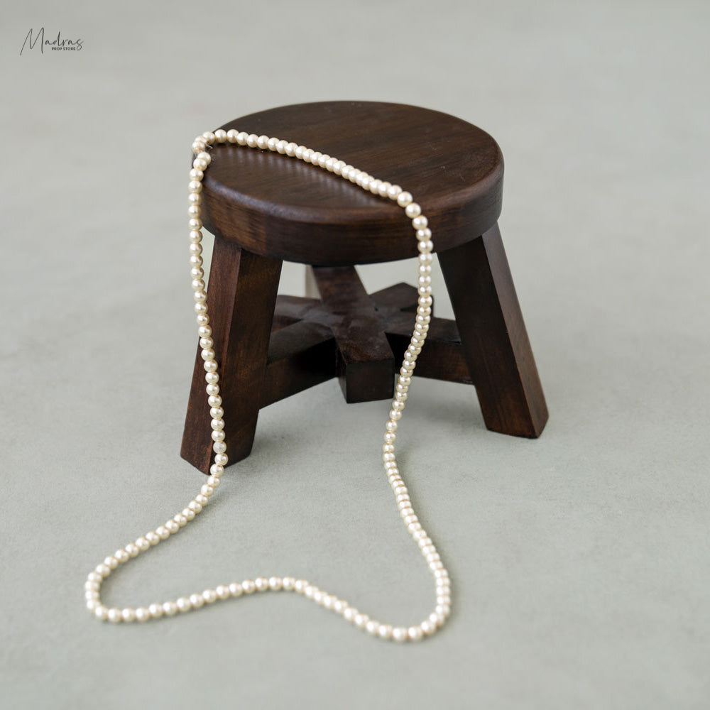 Rental - Pearl Necklace