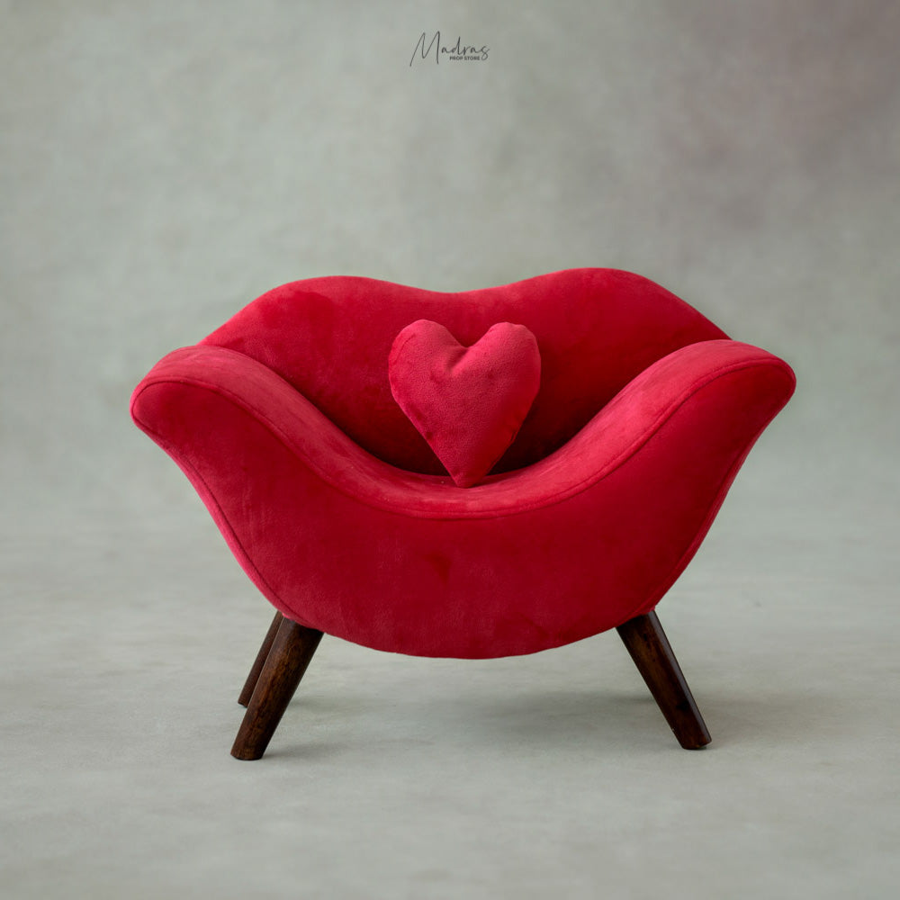 Rental - Lip Sofa