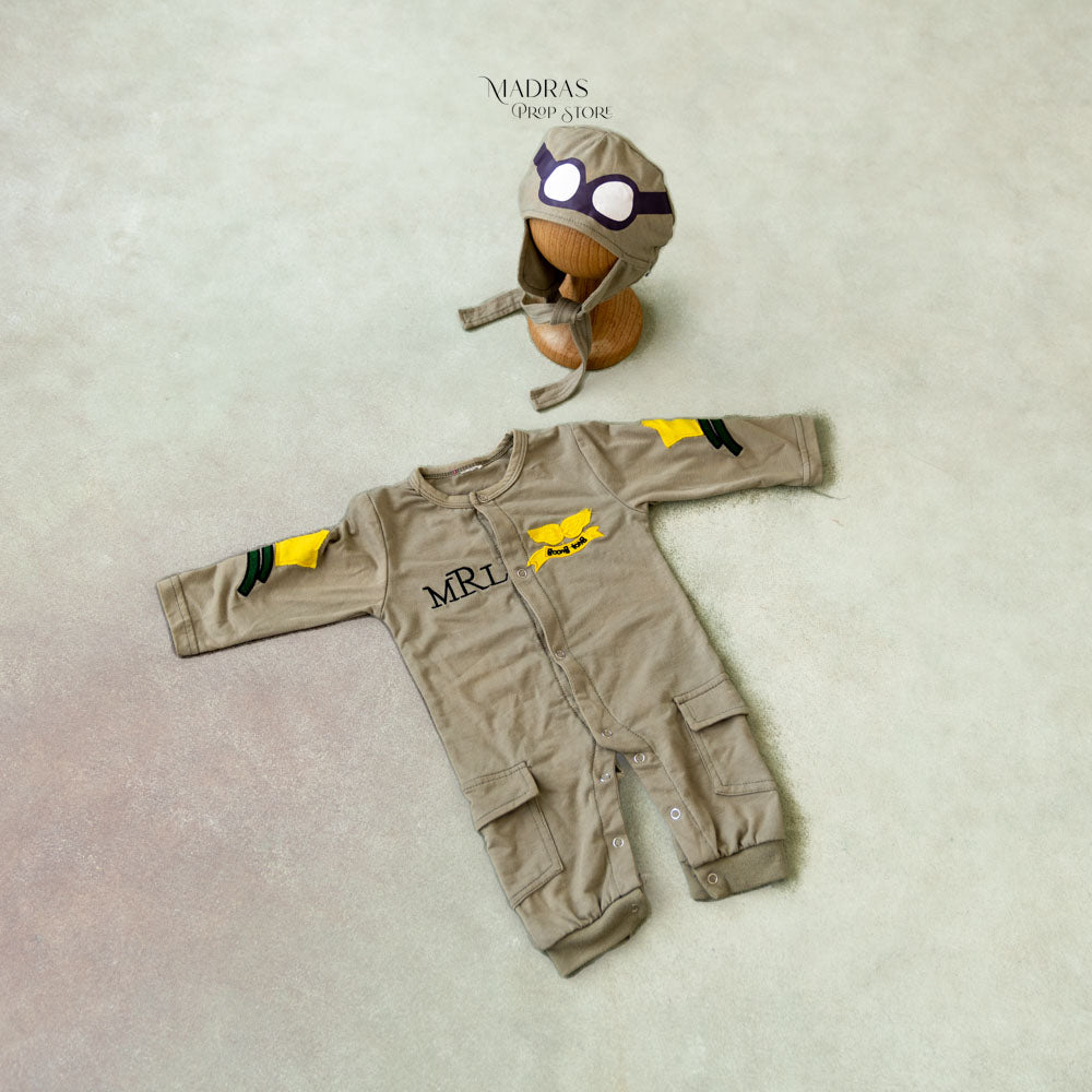 Rental - Aviator outfit with hat