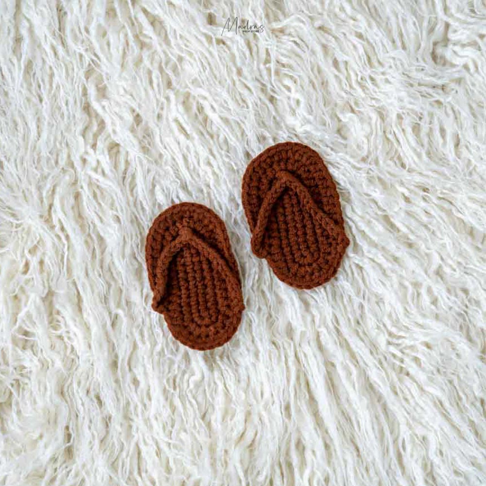 Rental - Newborn Slippers