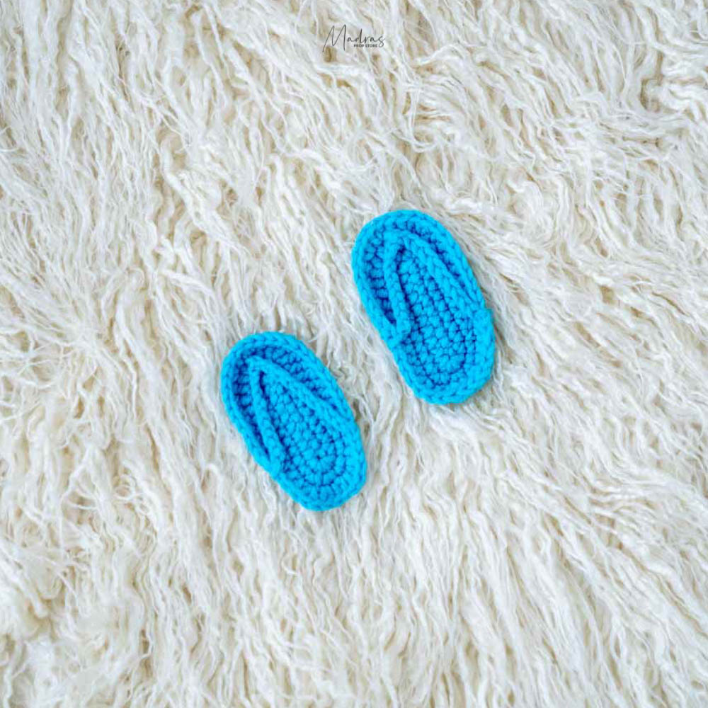 Rental - Newborn Slippers