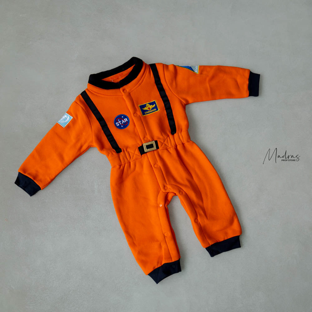 Rental - Nasa Space Outfit