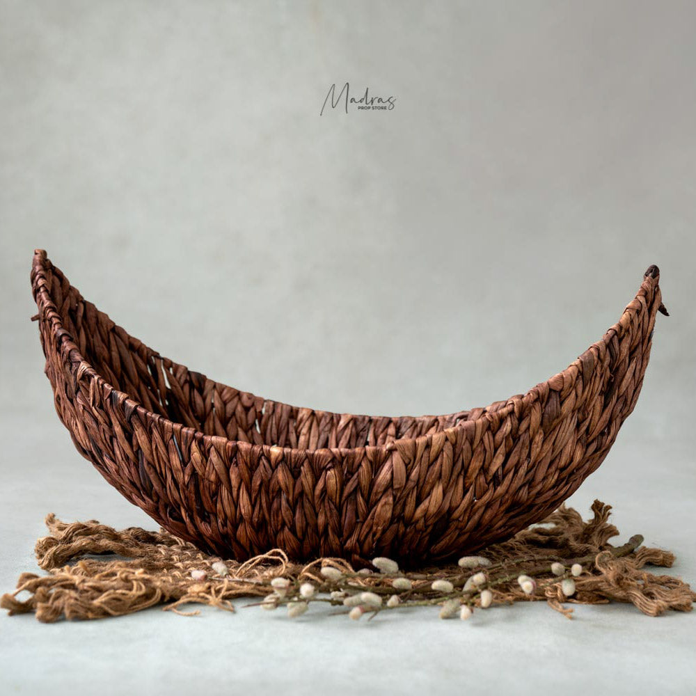Rental - Woven Boat