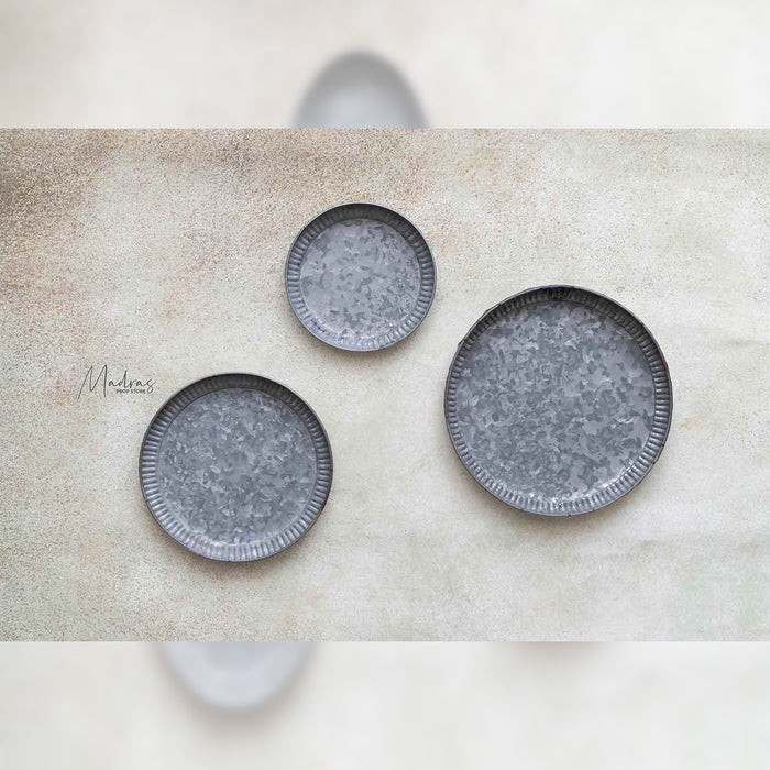 Rental - Set Of 3 Rimmed Plates