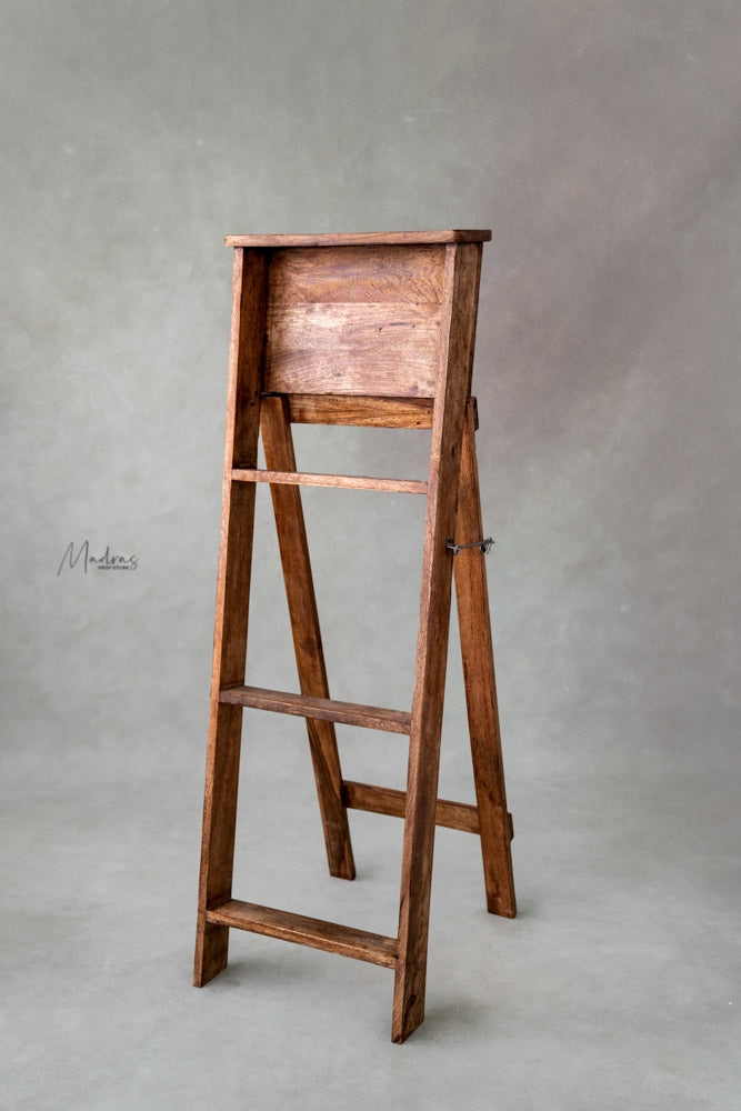 RENTAL- MATERNITY LADDER