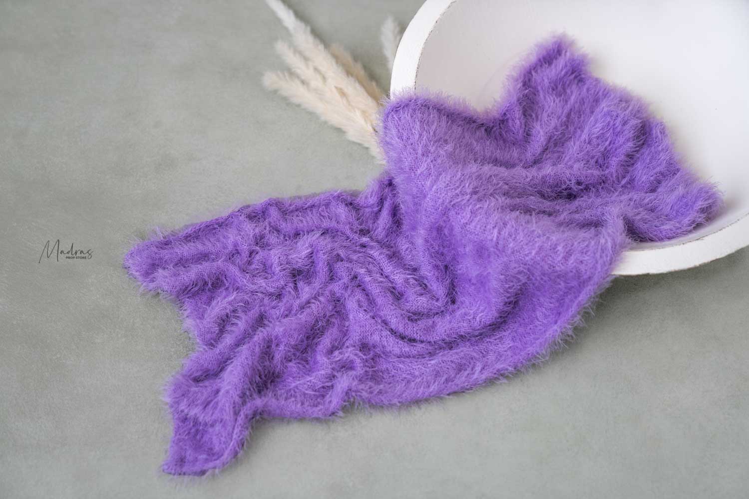 Rental - Soft Knitted Fur Wrap