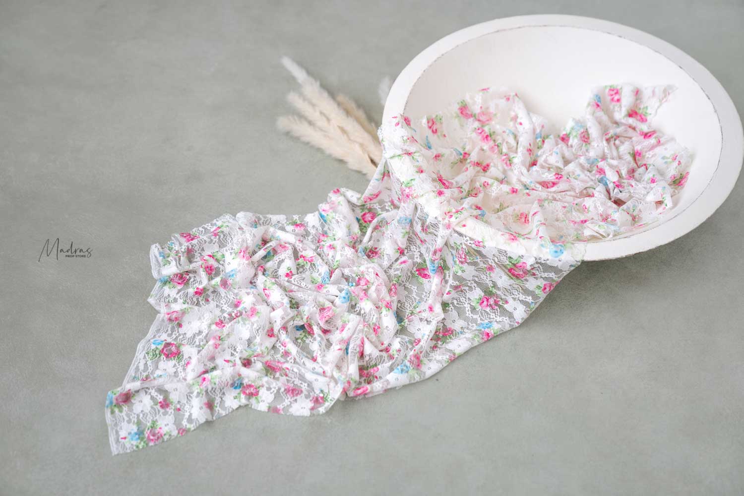 Rental - Floral Wrap