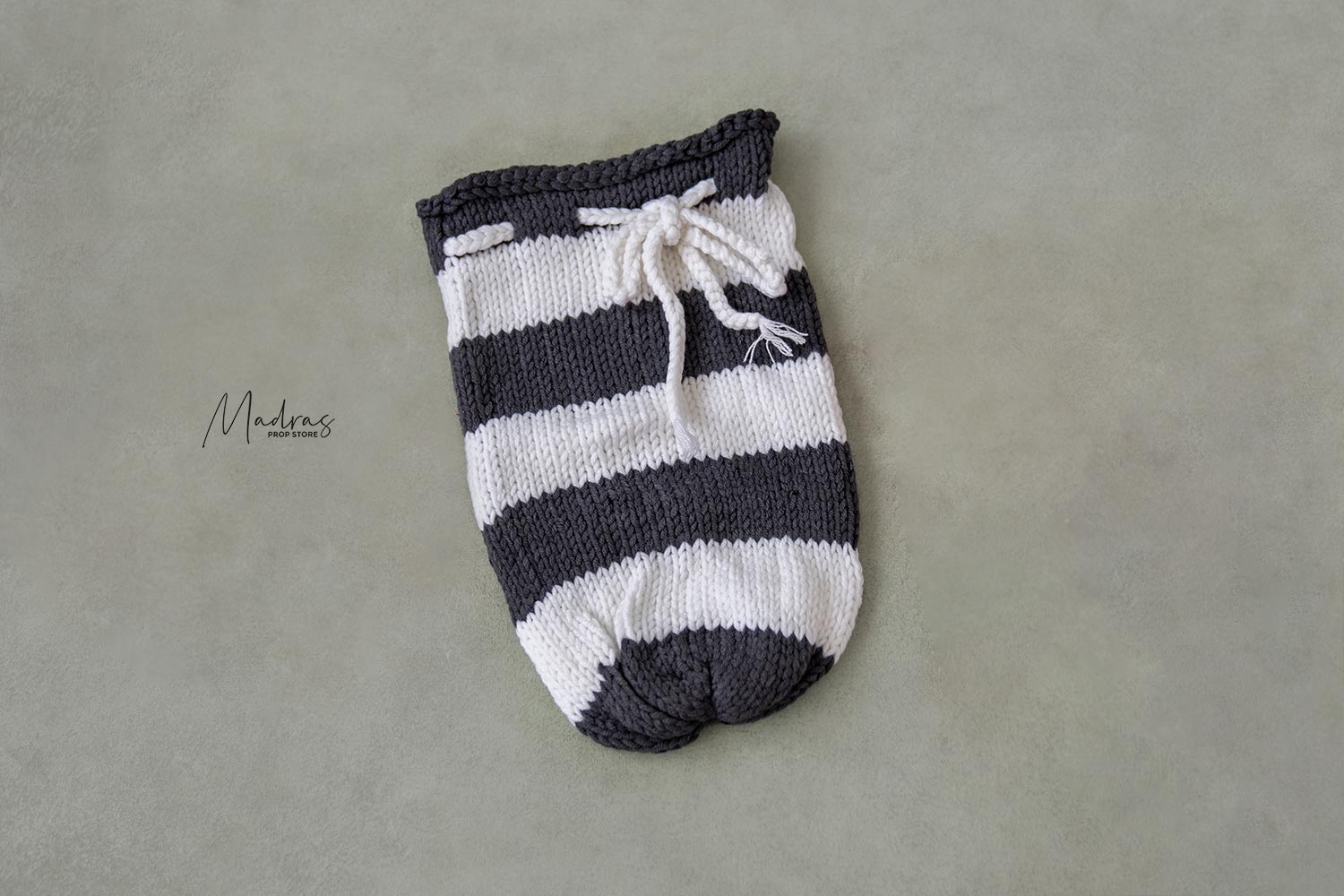 Rental - Pouch Wrap