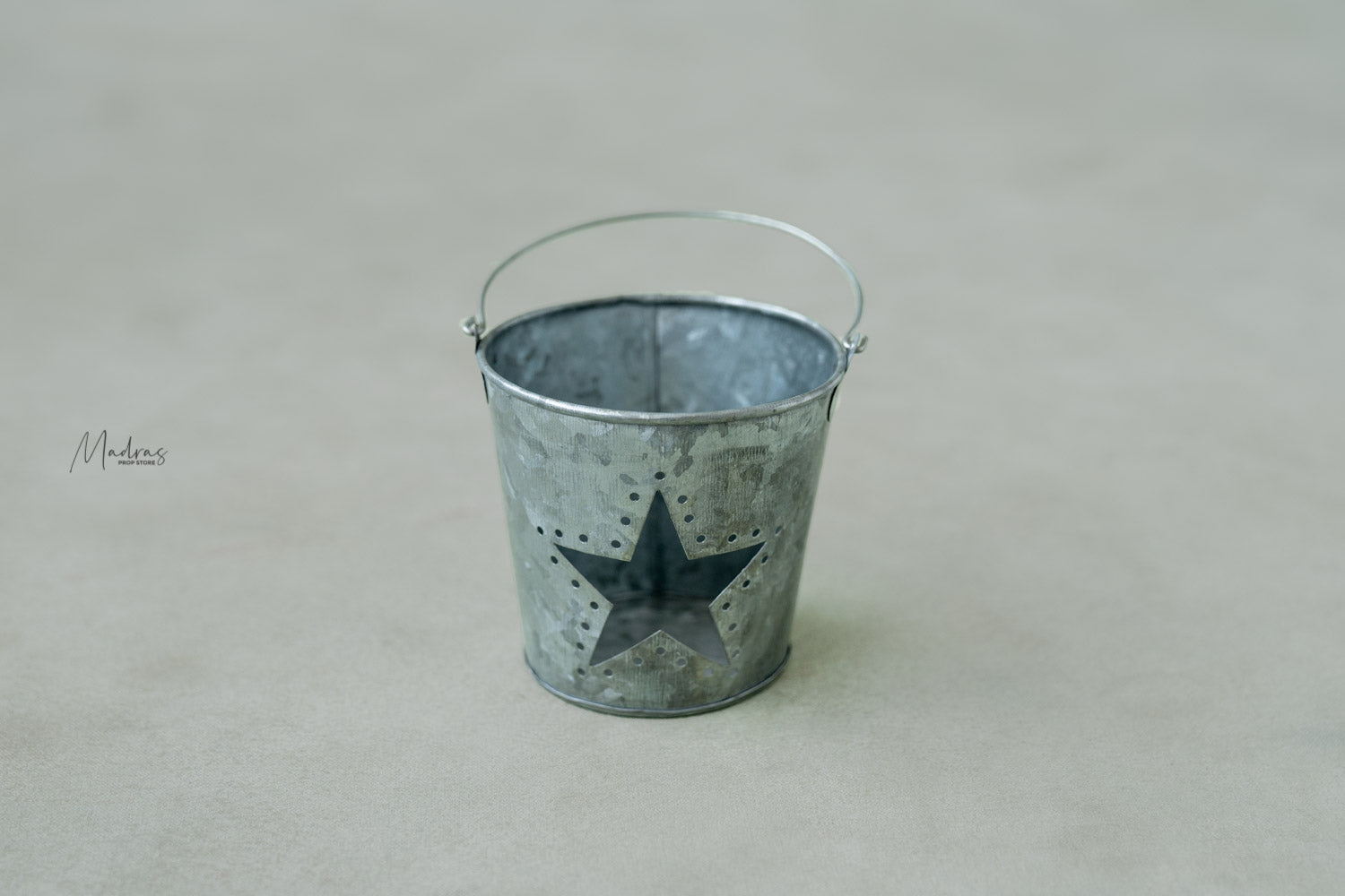 Rental - Lamp Bucket