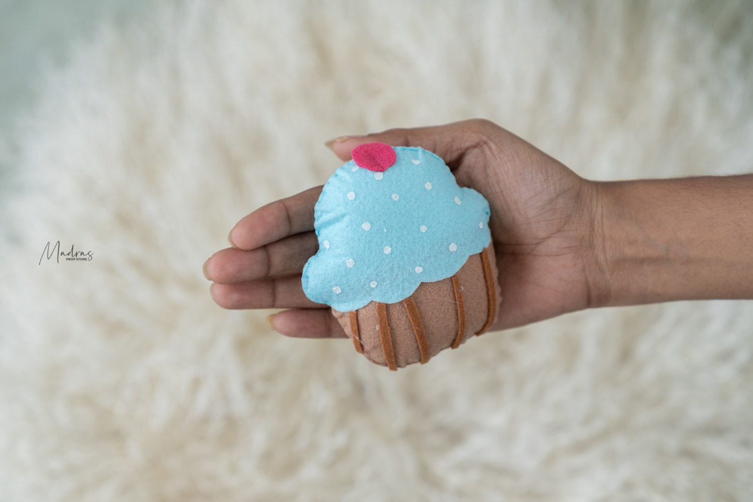 Rental - Cupcake