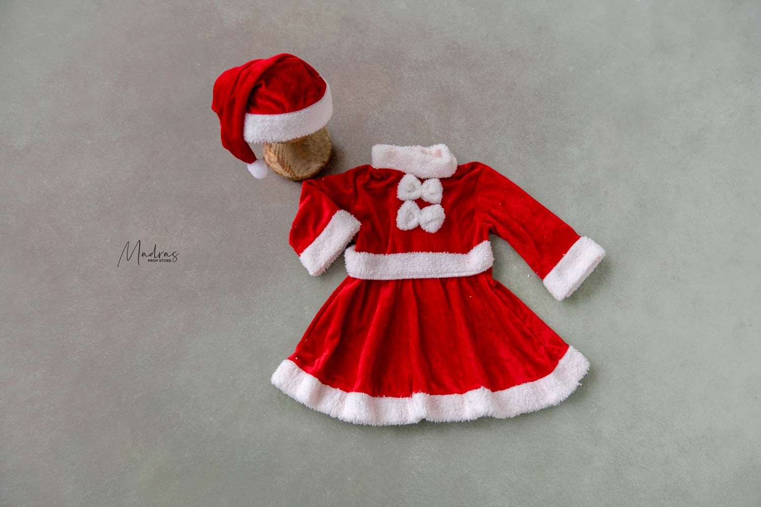 Xmas Outfit Girl (18 Months)