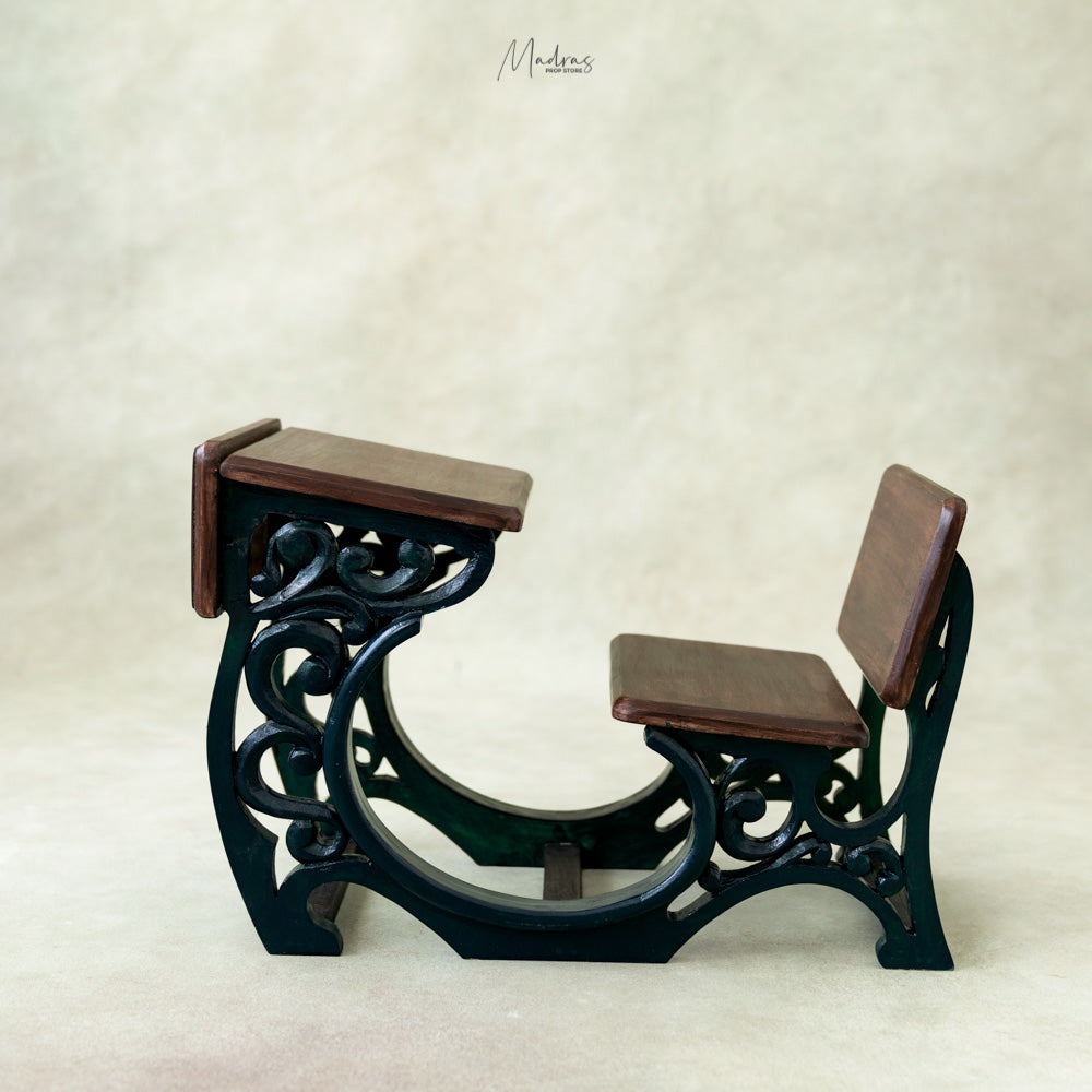 Rental - school bench V.1