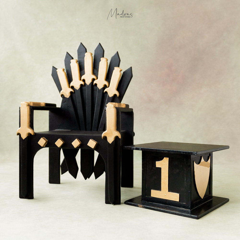 Rental - Game of thrones Chair