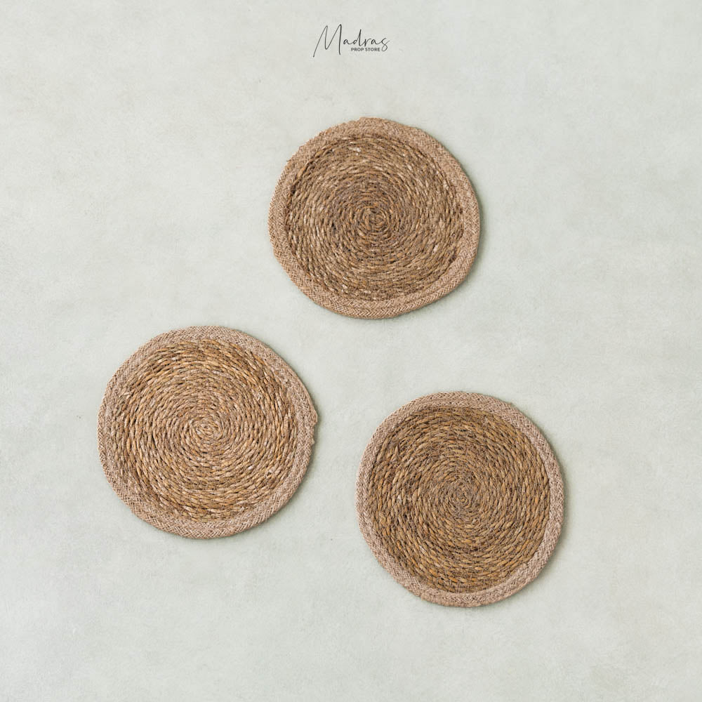 Rental - jute placemat set of 3