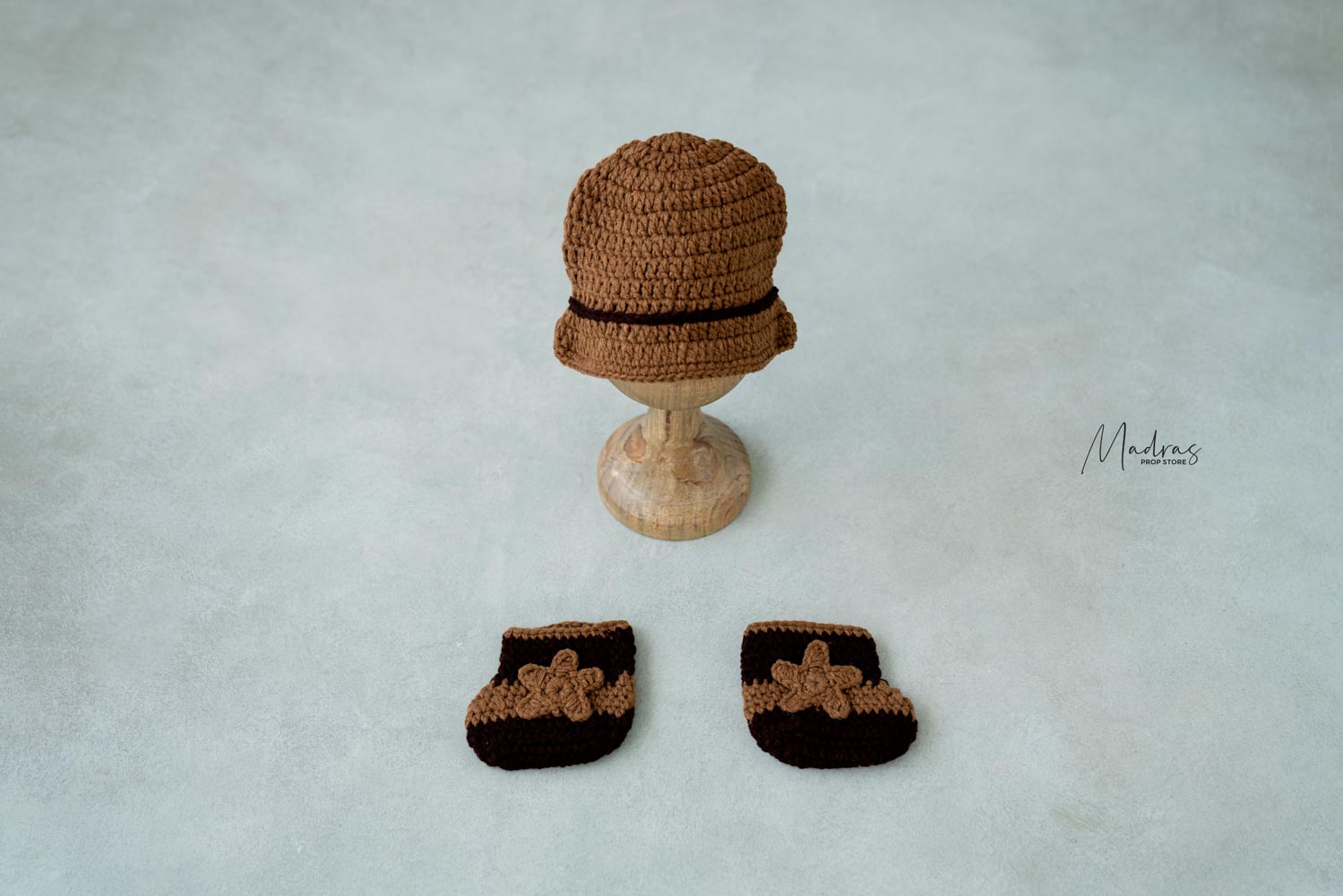 Rental - Cowboy Boot and Hat Set