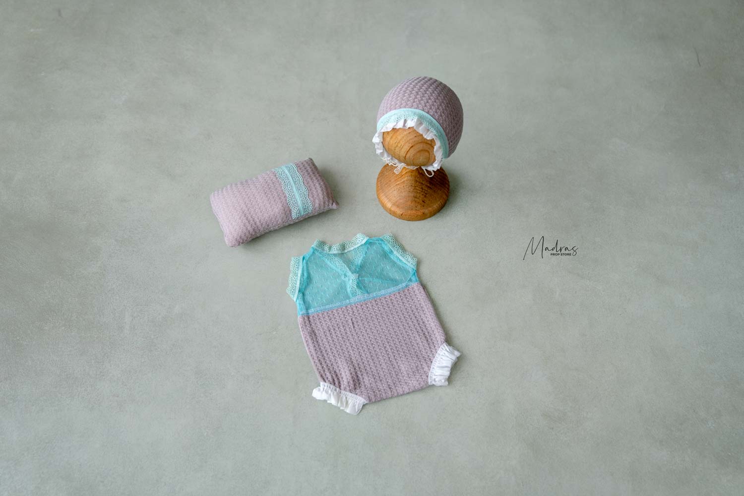 Cutie Pie Romper ( Dual Mauve)- Studio 2