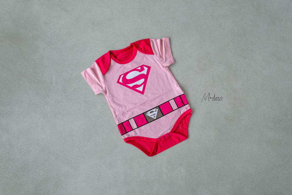 Rental - SUPERMAN OUTFIT