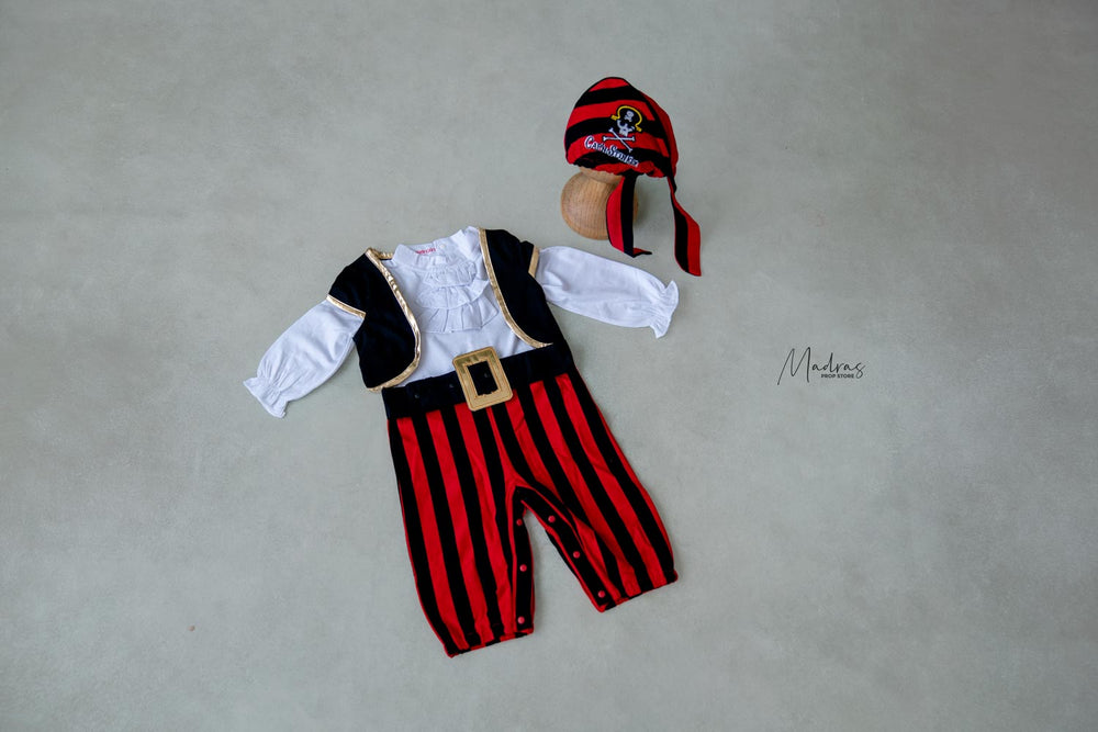 Rental - Pirate Outfit