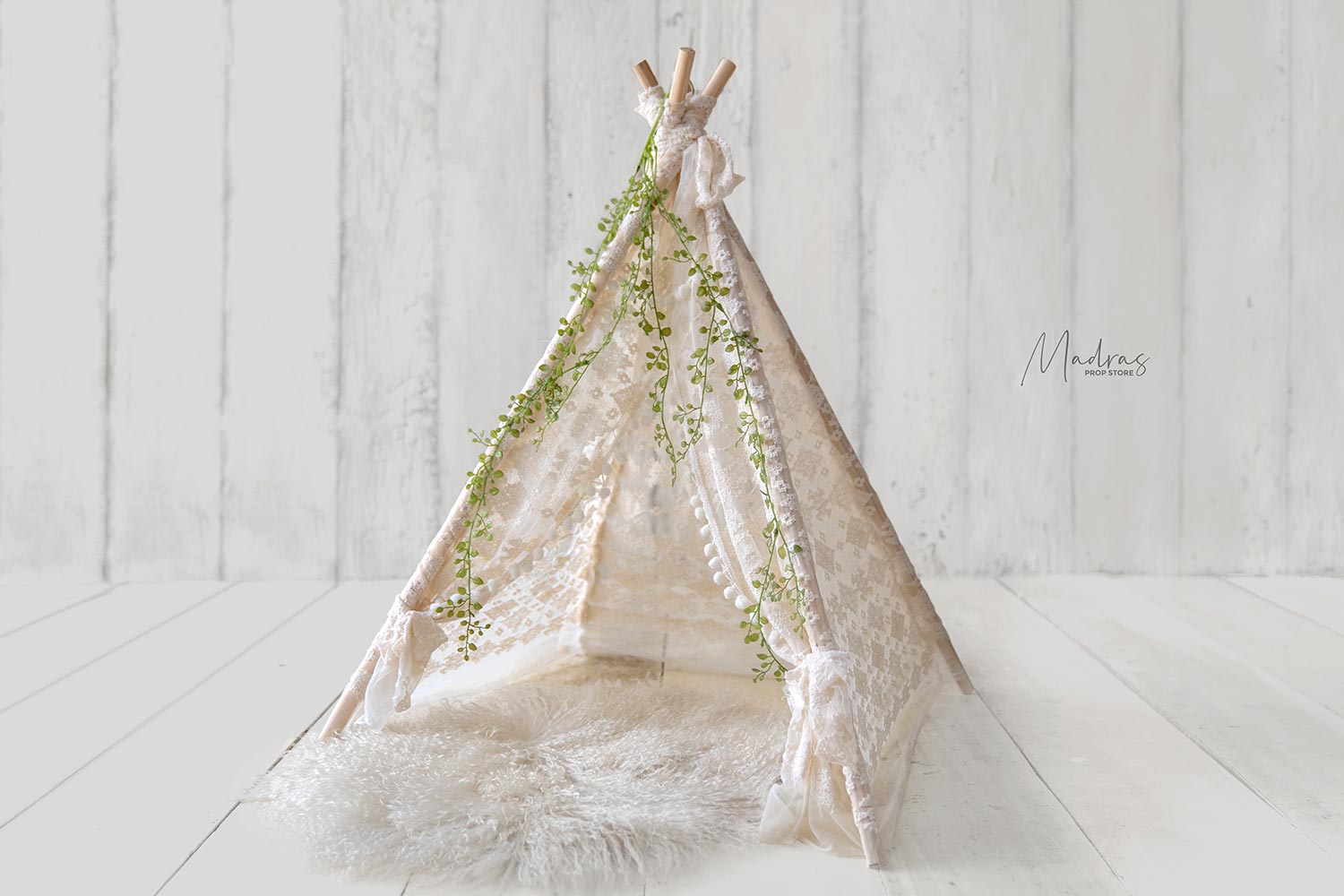 Rental - Beautiful Boho Tent 3ft