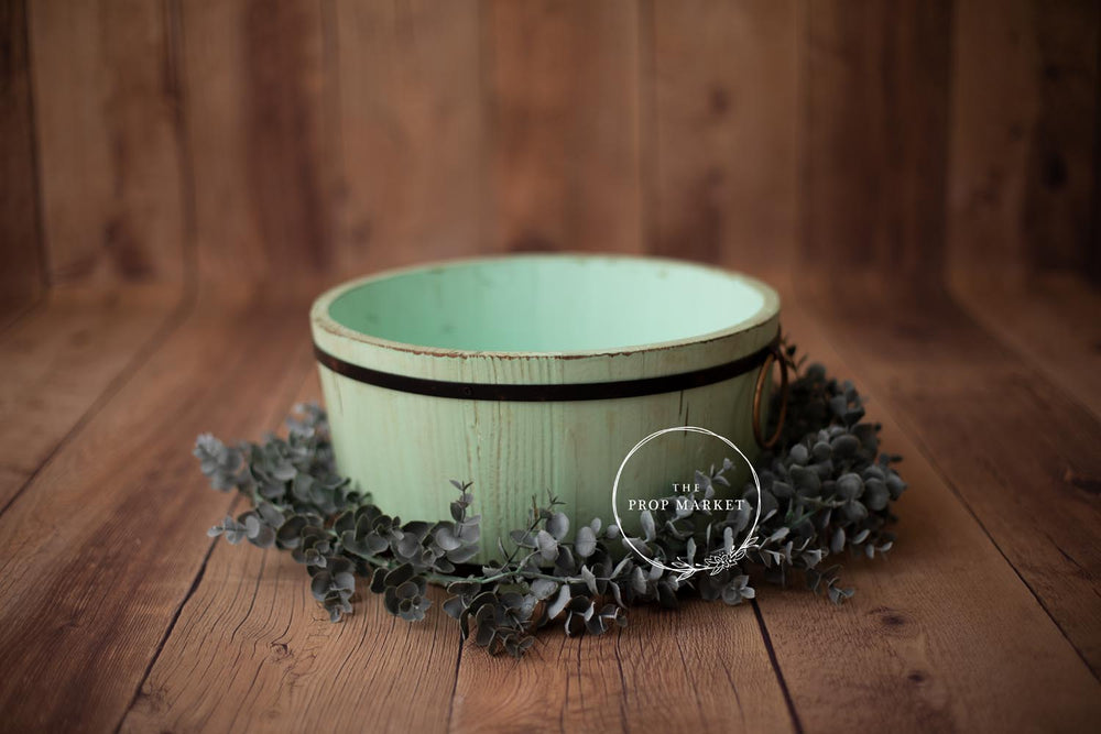 Rental - Vintage Wooden Bath Tub