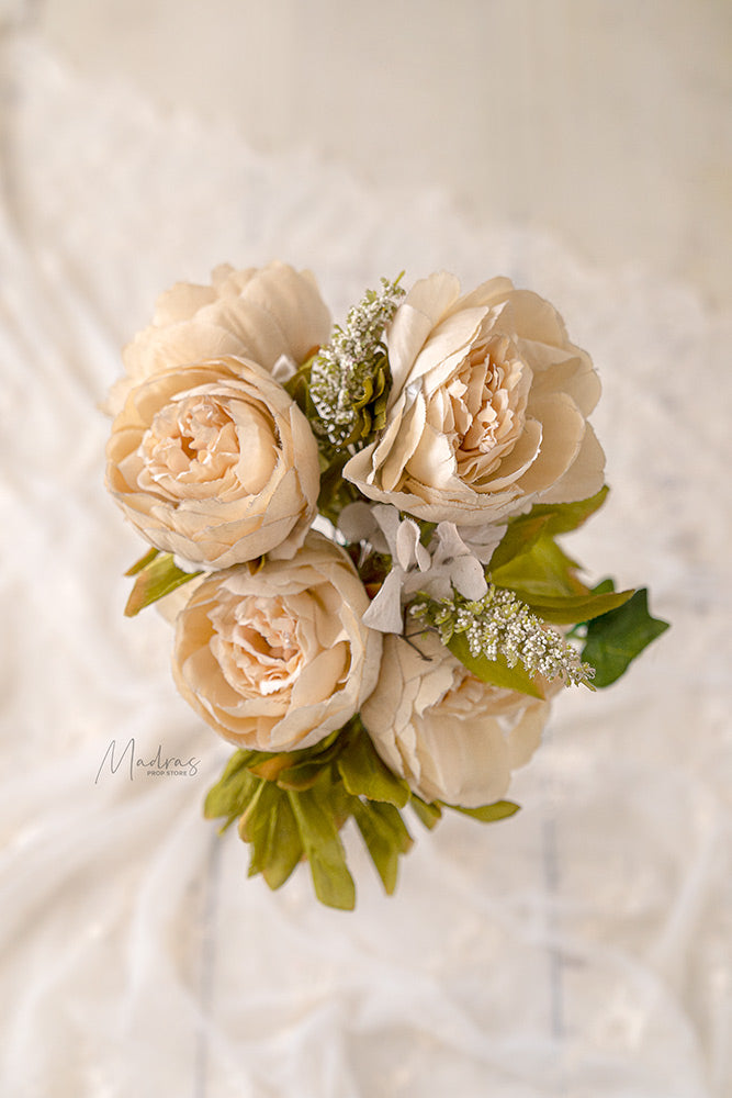 Rental - Cream Peony