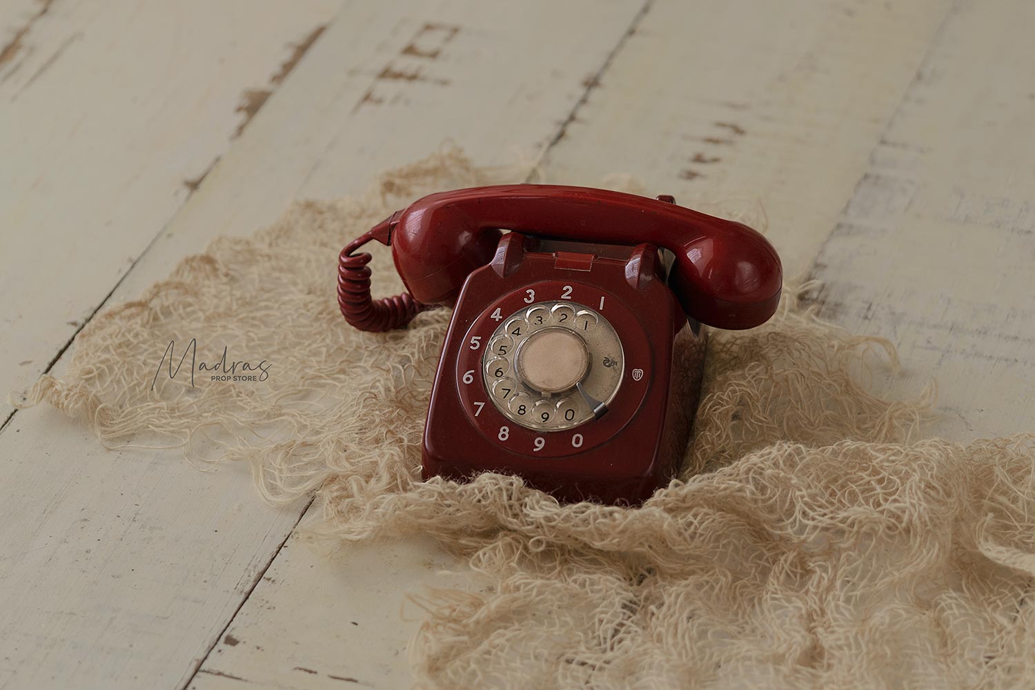 Rental - Old Telephone Wired