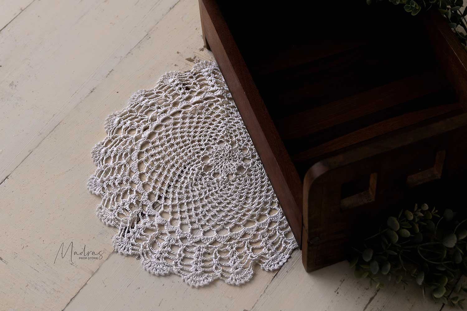 Rental - Vintage Lace Layer