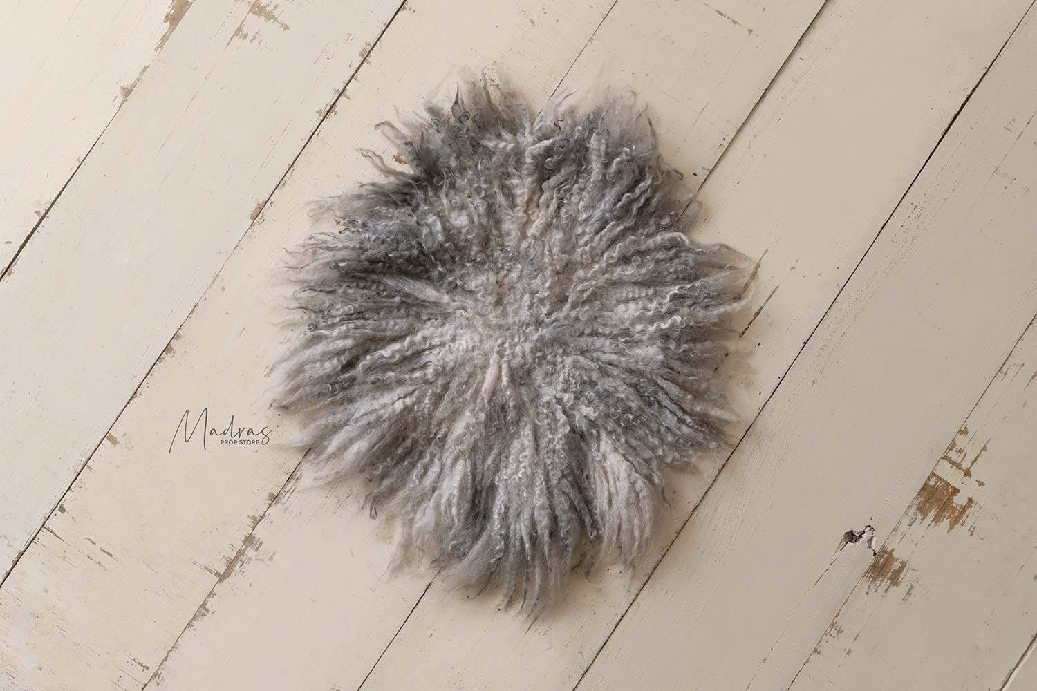 Rental - Curly Lamb Fur