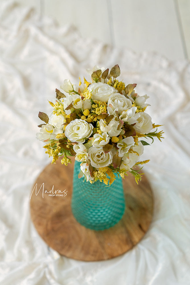 Rental - White Floral Bunch