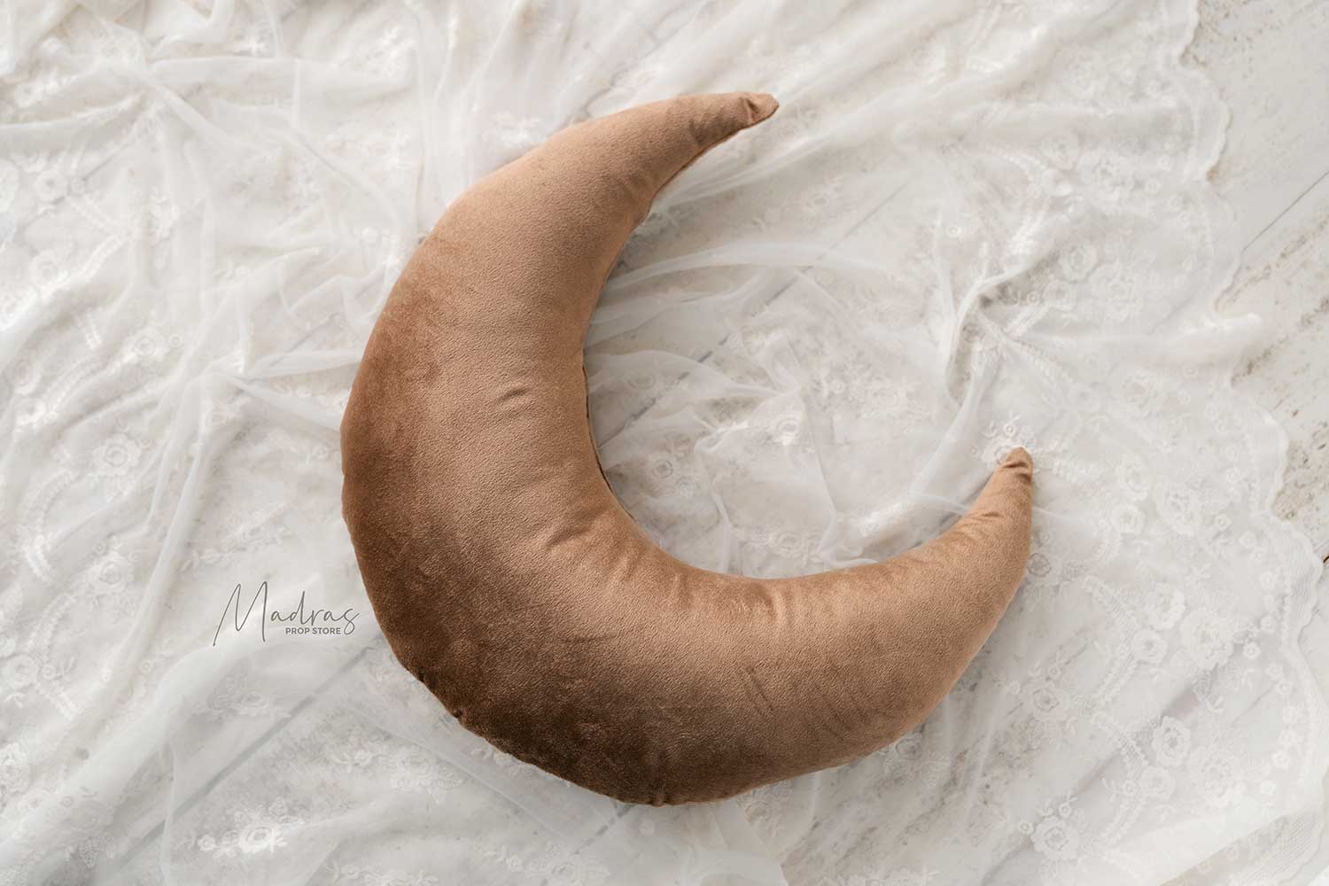 Rental - Moon Cushion Antique Gold Shade