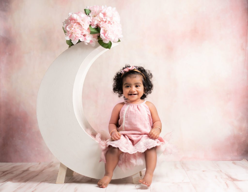 Rental - Strawberry Canvas - Painted Baby Backdrops - 5 by 6 Feet