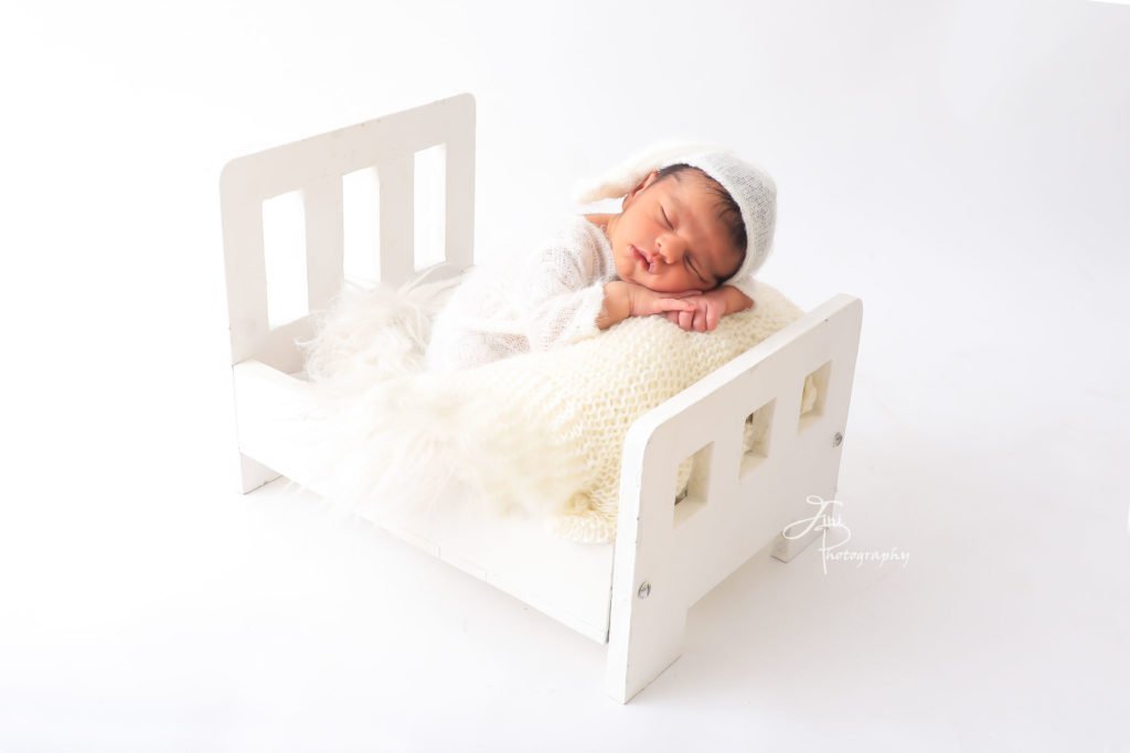 Rental - Newborn Baby Bed Type 1