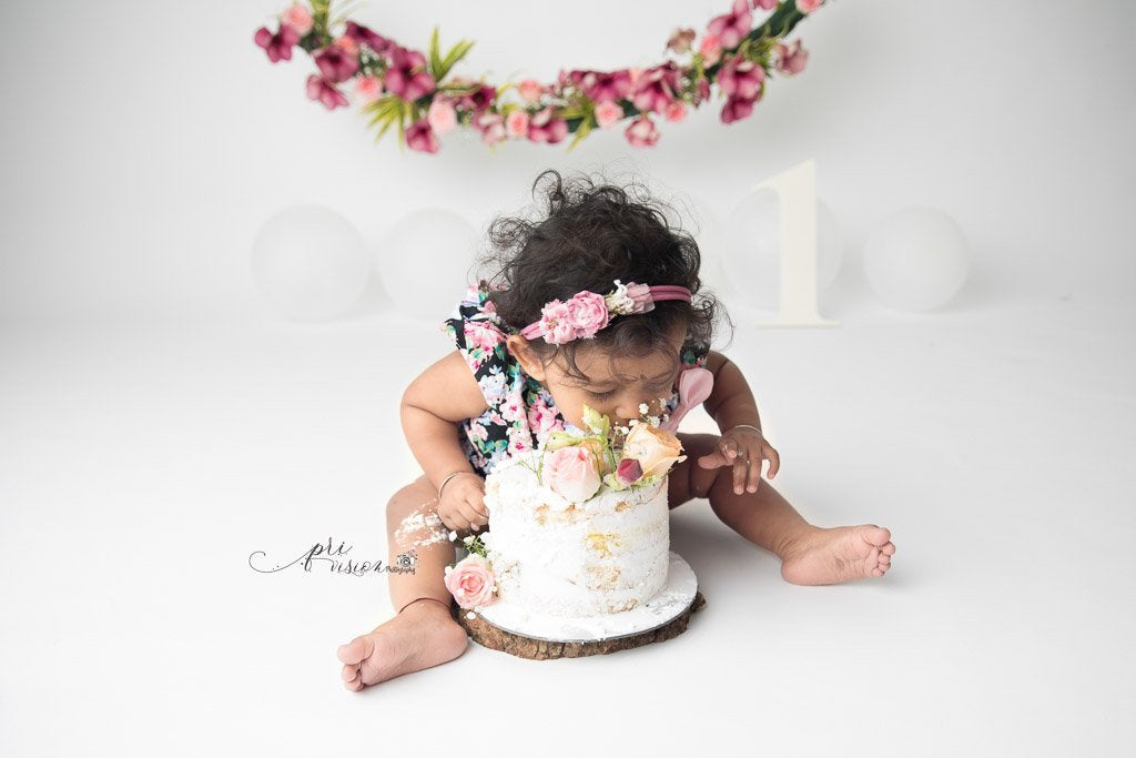 Rental - Wooden Log for Cake Smash