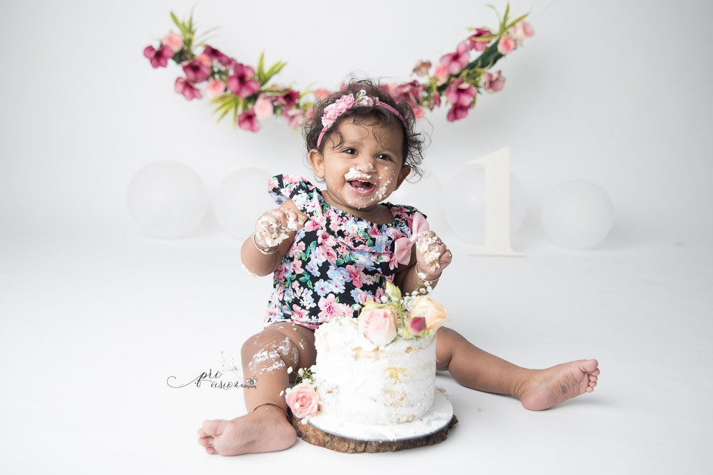 Rental - Wooden Log for Cake Smash
