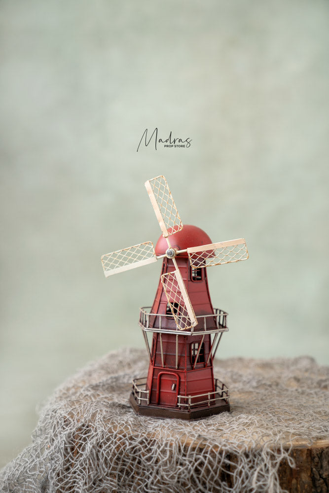 RENTAL- Red Windmill