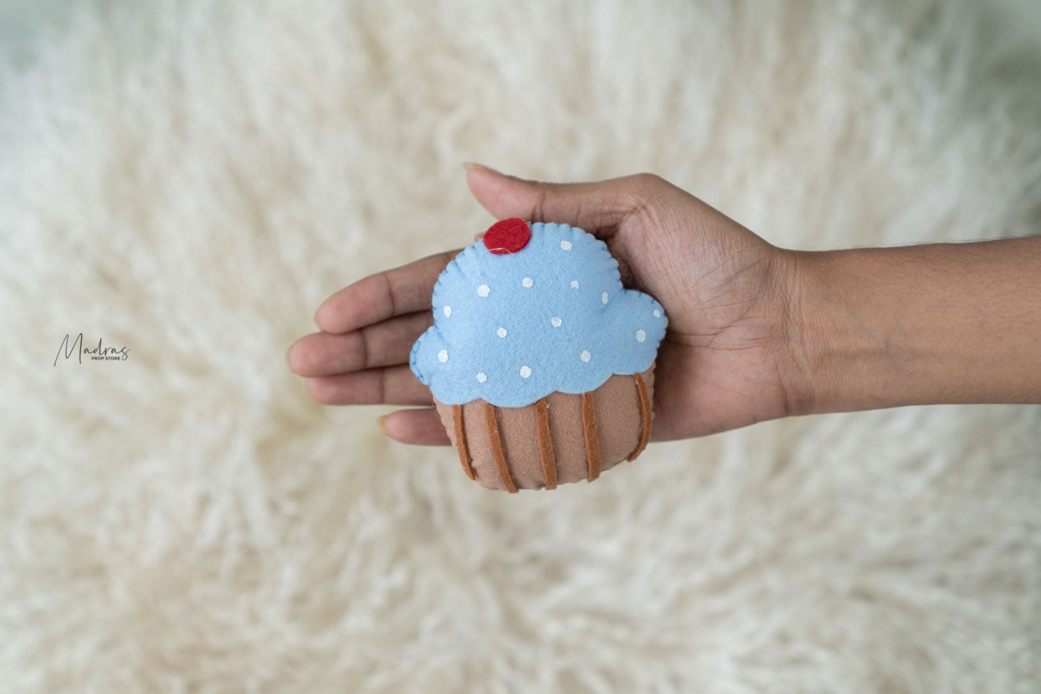 Rental - Cupcake