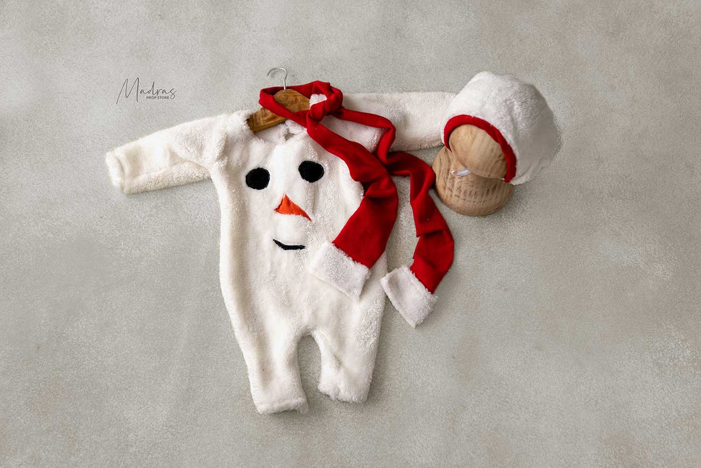 Rentals - Snow Man Outfit( without scarf)