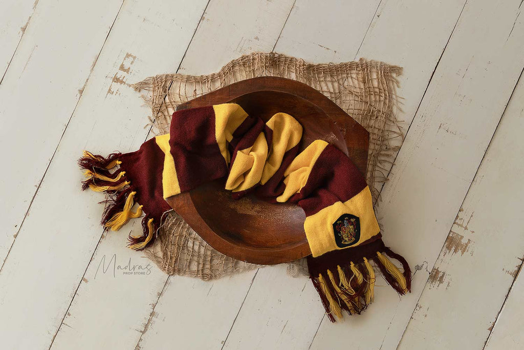 Rentals - Harry potter scarf