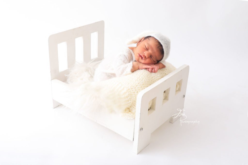 Rentals - Newborn Baby Bed Type 1